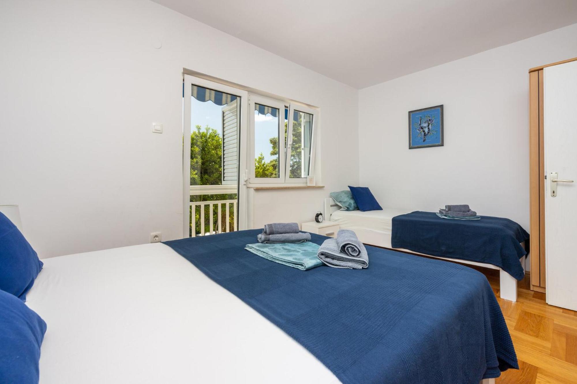 Podvezanec Apartment Драмал Екстериор снимка