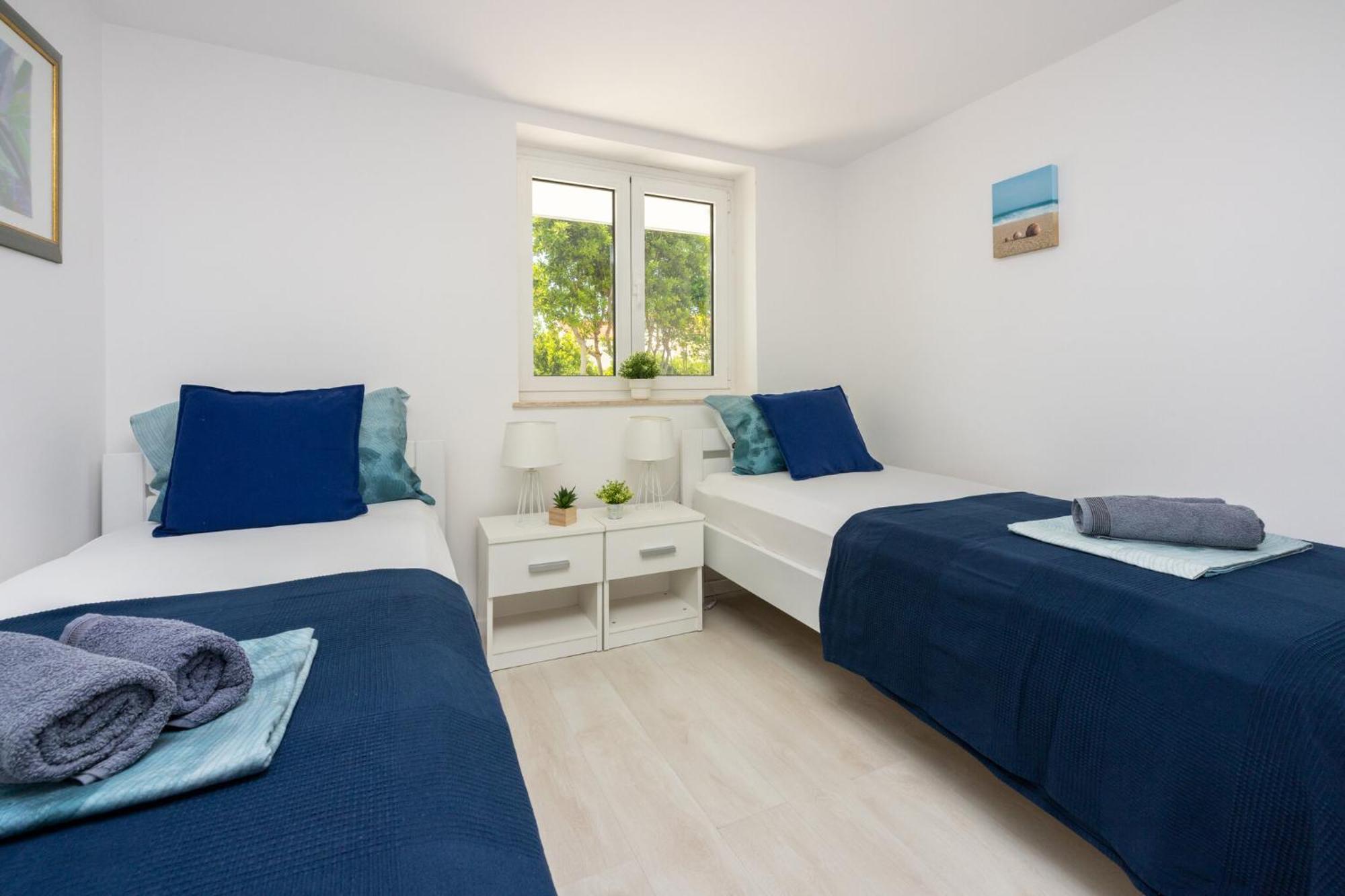 Podvezanec Apartment Драмал Екстериор снимка