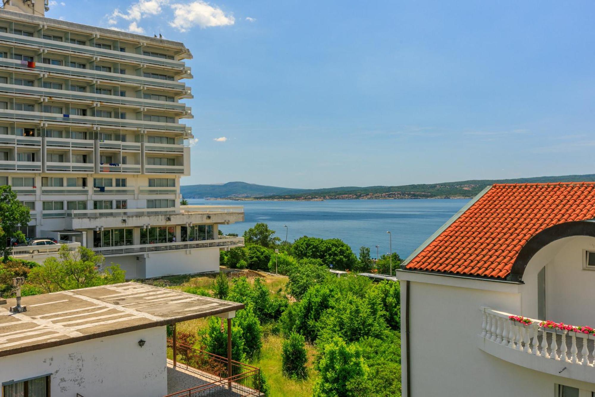 Podvezanec Apartment Драмал Екстериор снимка