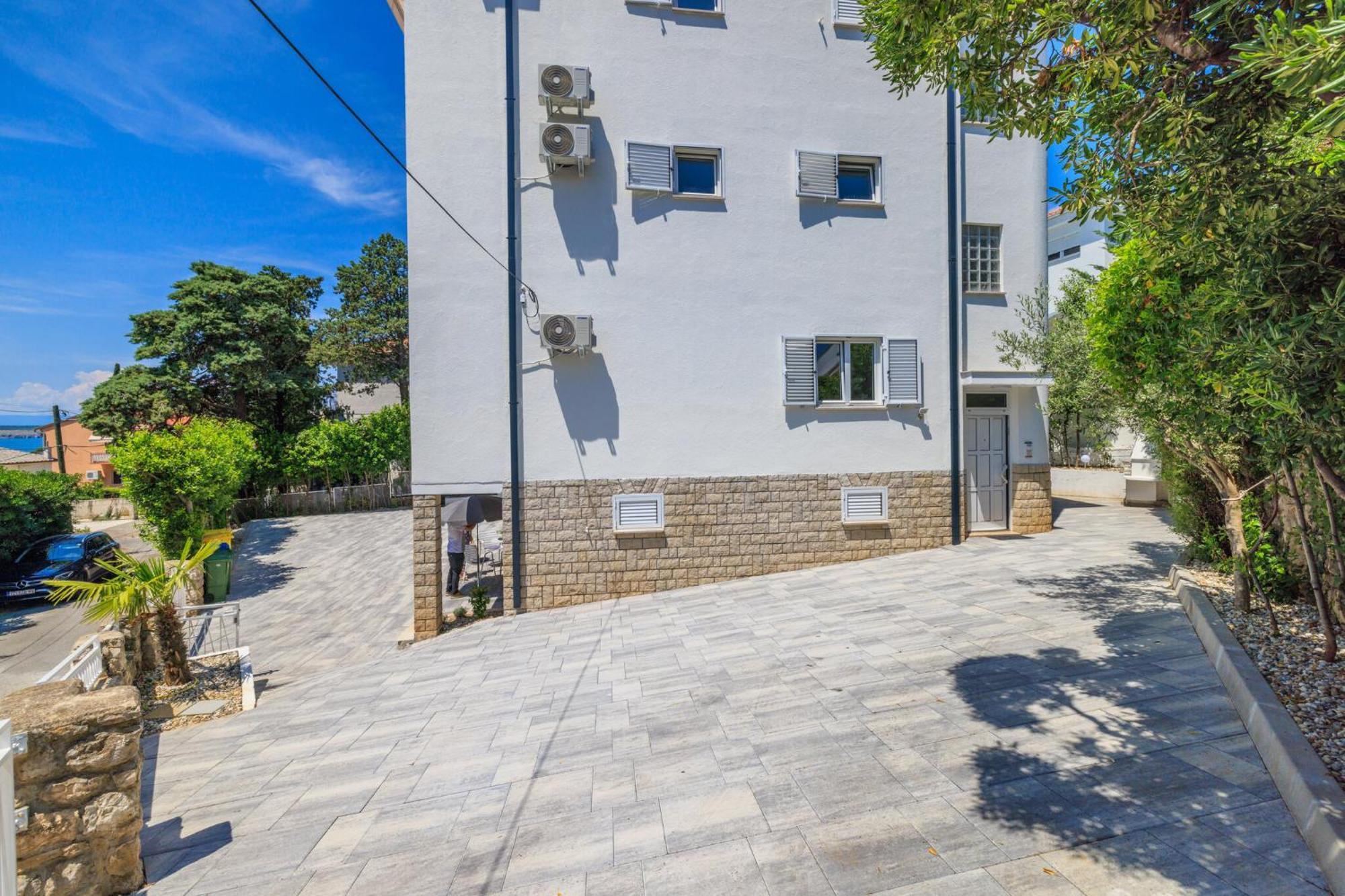Podvezanec Apartment Драмал Екстериор снимка
